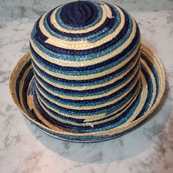 Straw Hat Blues and Natural - Picture 1 of 5